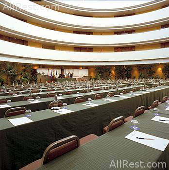 Barcelo Gran Hotel Renacimiento 8